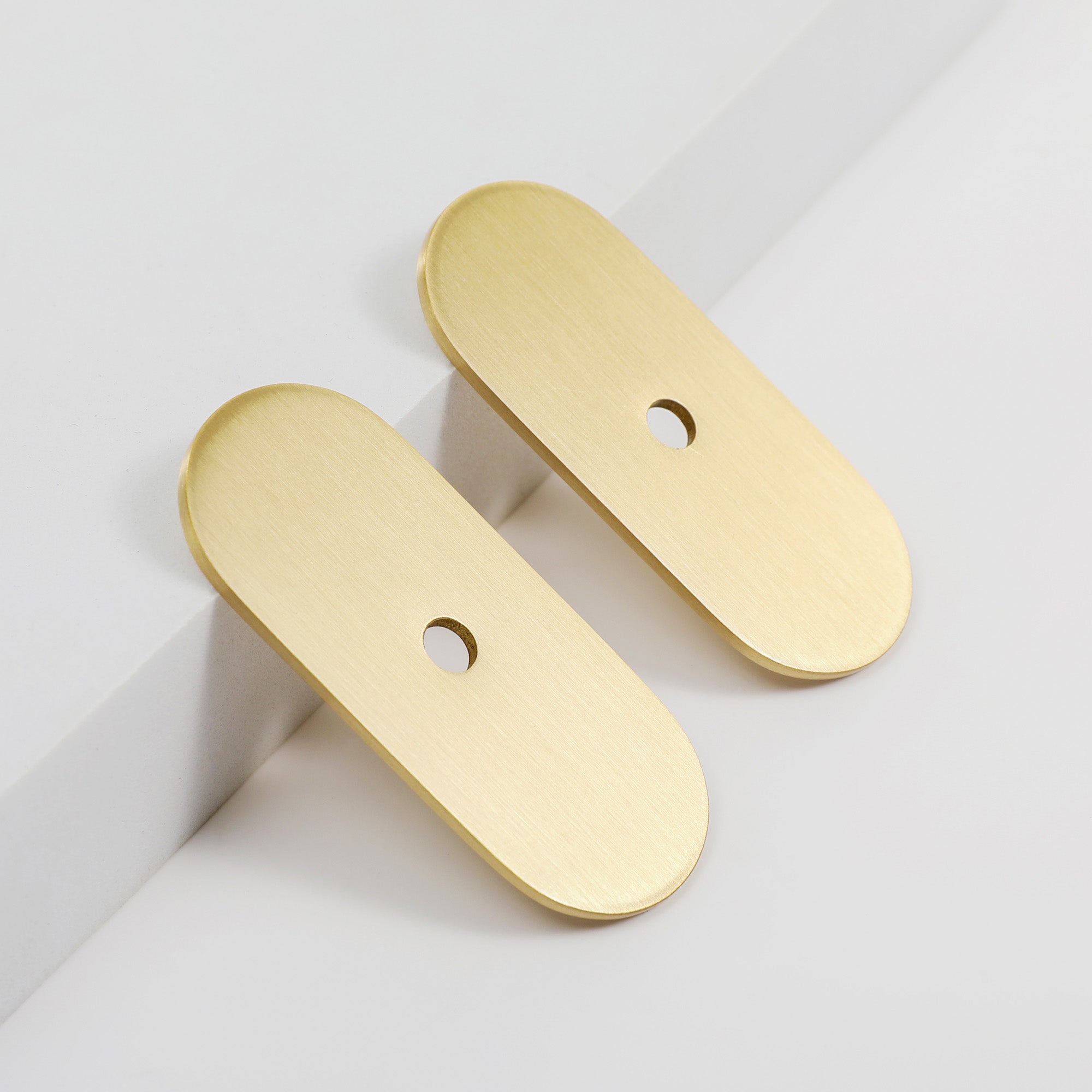 Oval Brass Modern Knob Backplate for Cabinets
