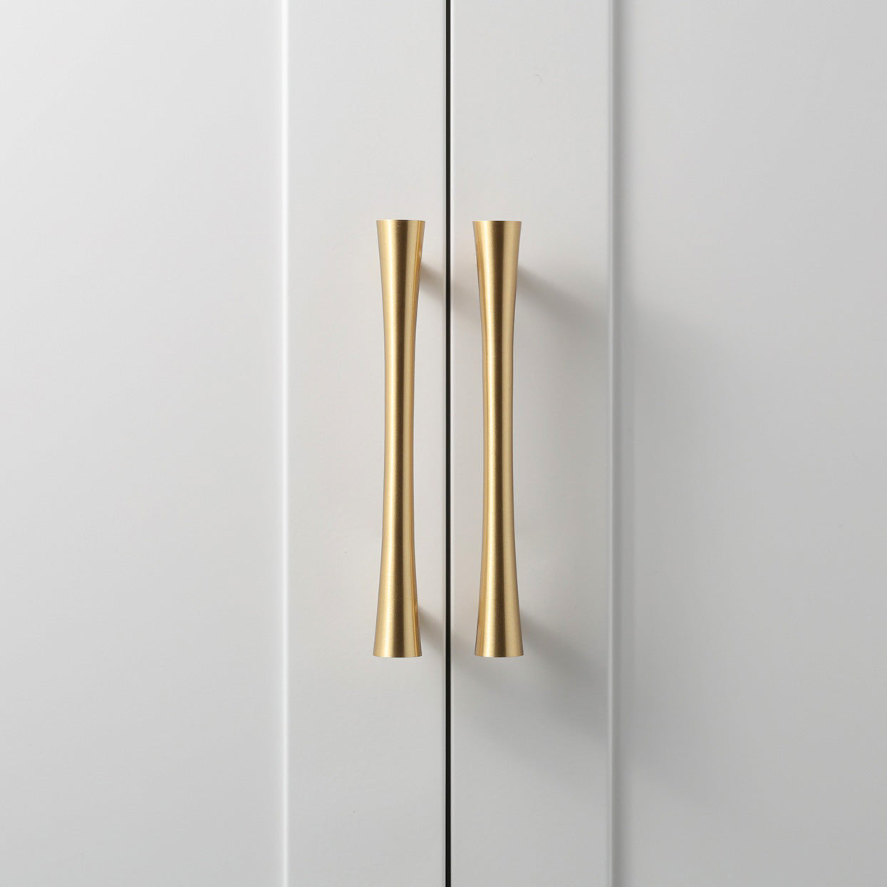 Ravenna Brass Modern Cabinet Bar Pull