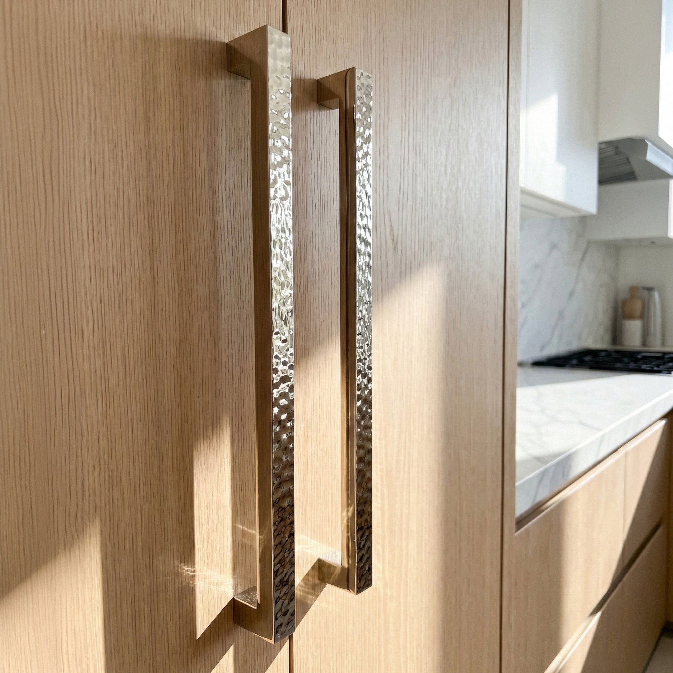 The Belvedere Appliance Pull in Hammered Polished Nickel