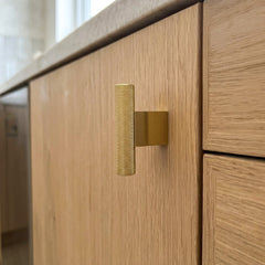 Vanderbilt Brass Knurled Knob